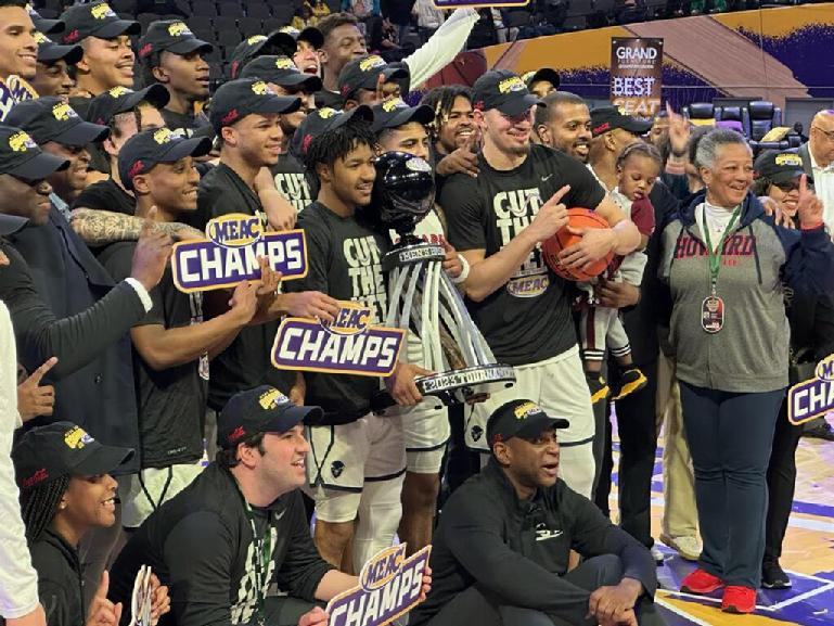 Pigskin Club community event photo